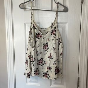 American Eagle floral top